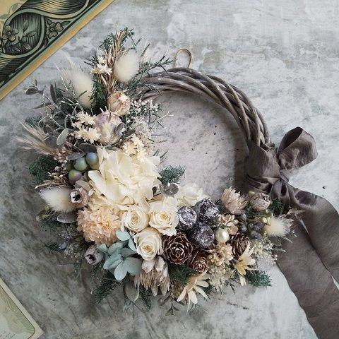 殿堂入り☆Lune Bonheur＜bel hiver＞＊クリスマスリース＊ハーフリース冬＊北欧＊通年リース＊プリザーブドフラワー＊玄関ハーフリース＊クリスマス＊ウィンターリース＊クリスマスリース