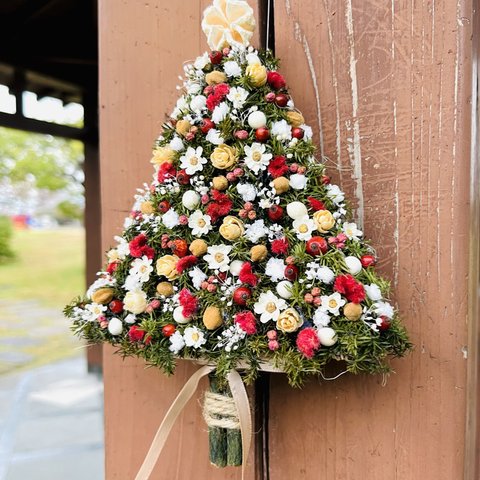 ⭐︎人気商品　オーダー多数受付終了間近　受注制作　プリザーブドフラワー　壁に飾るクリスマスツリーガーランド　ウォールツリー　スワッグ　クリスマスリース　サンタクロース　クリスマスツリー　